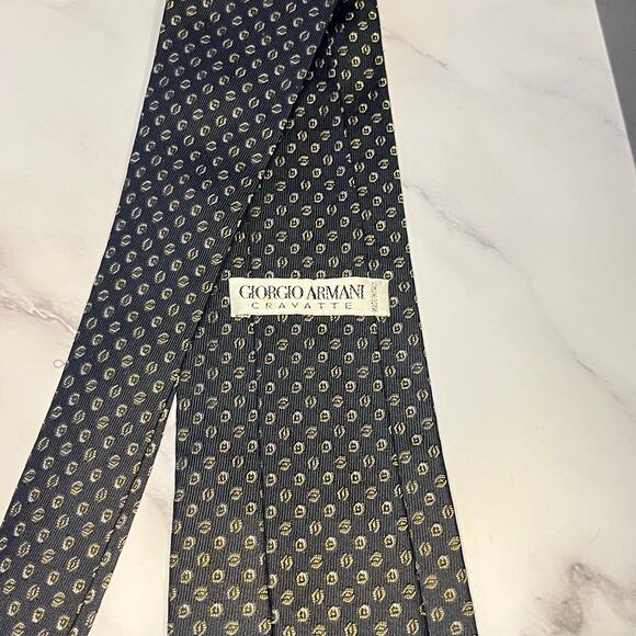 Giorgio Armani Cravatte Men’s Silk Tie Made in Italy – Blue w/ Dot Pattern - Picture 5 of 6